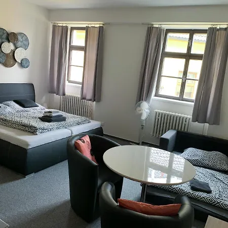 Mestan Pensión Jindřichův Hradec