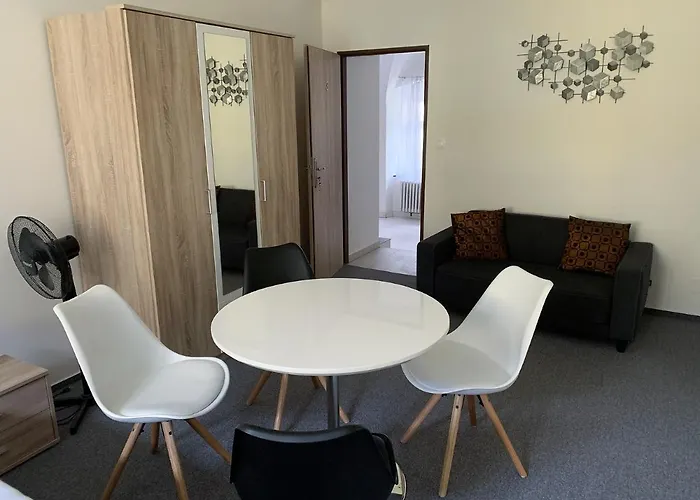 Mestan 3* Jindřichŭv Hradec